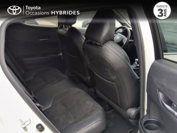 Photo 7 du bon plan TOYOTA C-HR 122h Collection 2WD E-CVT MY22 occasion à 23490 €
