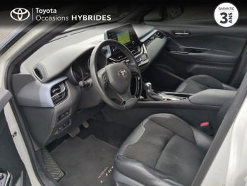 Photo 11 du bon plan TOYOTA C-HR 122h Collection 2WD E-CVT MY22 occasion à 23490 €
