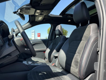 Photo 18 du bon plan FORD Kuga 2.5 Duratec 225ch PHEV ST-Line X BVA occasion à 34900 €