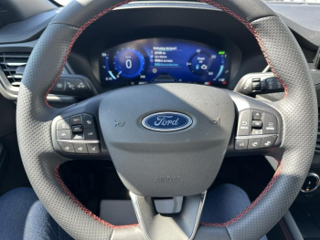 Photo 23 du bon plan FORD Kuga 2.5 Duratec 225ch PHEV ST-Line X BVA occasion à 34900 €