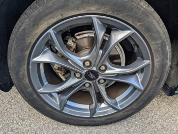 Photo 18 du bon plan FORD Focus 1.0 EcoBoost 125ch ST-Line BVA occasion à 15890 €