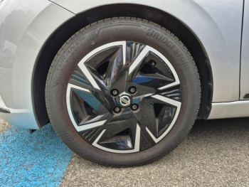 Photo 20 du bon plan NISSAN Micra 1.0 IG-T 92ch Made in France 2021.5 occasion à 10490 €
