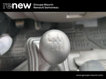 Photo 11 du bon plan RENAULT TRUCKS Maxity Benne VUL 140.35/6 L2 Double Cabine occasion à 21900 €