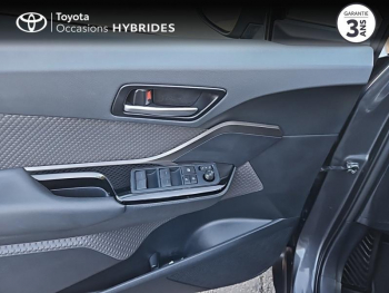 Photo 23 du bon plan TOYOTA C-HR 122h Distinctive 2WD E-CVT MY22 occasion à 24990 €