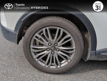 Photo 16 du bon plan TOYOTA C-HR 184h Distinctive 2WD E-CVT MY20 occasion à 22990 €
