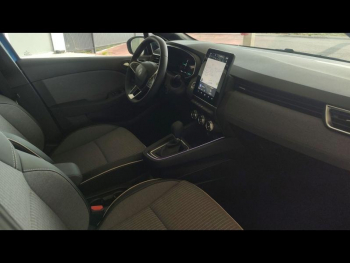 Photo 13 du bon plan RENAULT Clio 1.6 E-Tech 145ch full hybrid Techno - 24 occasion à 23490 €