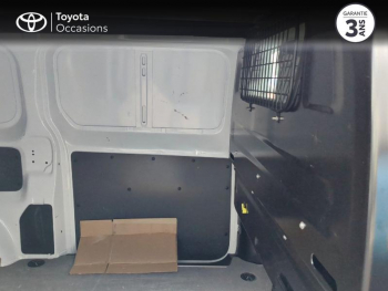 Photo 7 du bon plan TOYOTA ProAce VUL Medium 1.5 D-4D 120 Business MC22 occasion à 27990 €