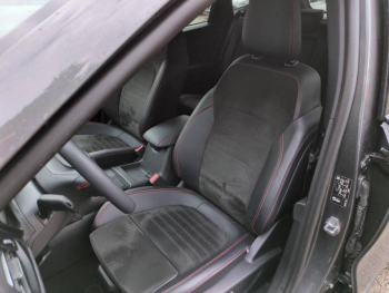 Photo 17 du bon plan FORD Kuga 2.5 Duratec 190ch FHEV E85 ST-Line X BVA occasion à 27000 €