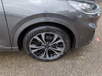 Photo 25 du bon plan FORD Kuga 2.5 Duratec 190ch FHEV E85 ST-Line X BVA occasion à 27000 €