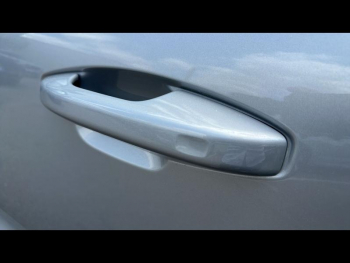 Photo 10 du bon plan VOLVO XC40 B3 163ch Plus DCT 7 occasion à 42900 €