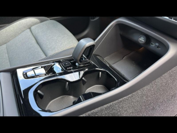 Photo 17 du bon plan VOLVO XC40 B3 163ch Plus DCT 7 occasion à 42900 €