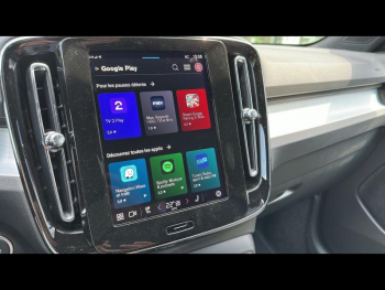 Photo 22 du bon plan VOLVO XC40 B3 163ch Plus DCT 7 occasion à 42900 €