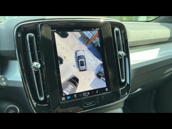 Photo 23 du bon plan VOLVO XC40 B3 163ch Plus DCT 7 occasion à 42900 €