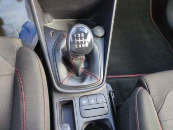 Photo 9 du bon plan FORD Fiesta 1.0 Flexifuel 95ch ST-Line 5p occasion à 16500 €