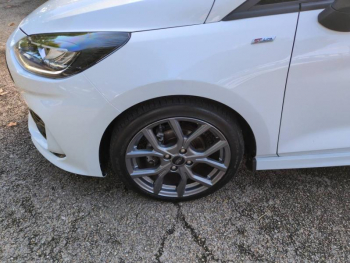 Photo 20 du bon plan FORD Fiesta 1.0 Flexifuel 95ch ST-Line 5p occasion à 16500 €