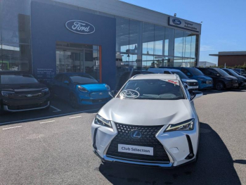 Photo 2 du bon plan LEXUS UX 250h 2WD Pack occasion à 21780 €