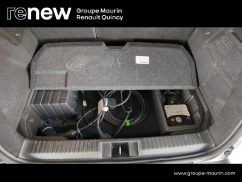 Photo 8 du bon plan RENAULT Captur 1.6 E-Tech hybride rechargeable 160ch Initiale Paris -21 occasion à 21490 €