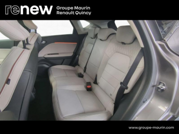 Photo 13 du bon plan RENAULT Captur 1.6 E-Tech hybride rechargeable 160ch Initiale Paris -21 occasion à 21490 €