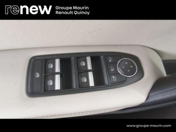 Photo 14 du bon plan RENAULT Captur 1.6 E-Tech hybride rechargeable 160ch Initiale Paris -21 occasion à 21490 €