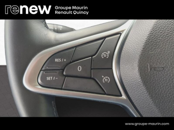 Photo 17 du bon plan RENAULT Captur 1.6 E-Tech hybride rechargeable 160ch Initiale Paris -21 occasion à 21490 €