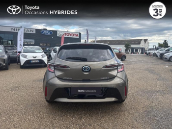 Photo 4 du bon plan TOYOTA Corolla 122h Design MY22 occasion à 21490 €