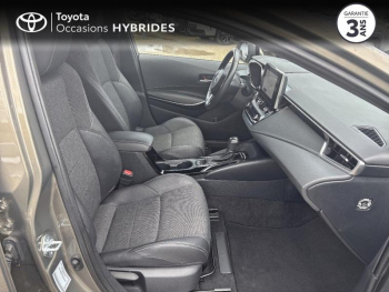 Photo 6 du bon plan TOYOTA Corolla 122h Design MY22 occasion à 21490 €