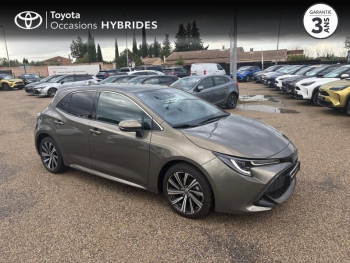 Photo 19 du bon plan TOYOTA Corolla 122h Design MY22 occasion à 21490 €
