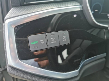 Photo 4 du bon plan AUDI Q3 45 TFSI e 245ch S line S tronic 6 occasion à 28990 €