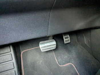 Photo 12 du bon plan FORD Kuga 2.5 Duratec 190ch FHEV E85 Graphite Tech Edition BVA occasion à 34600 €