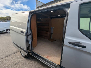 Photo 7 du bon plan FORD Transit Custom Fg VUL 280 L1H1 2.0 EcoBlue 130 Trend Business occasion à 22790 €