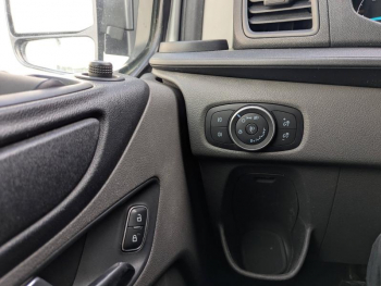 Photo 9 du bon plan FORD Transit Custom Fg VUL 280 L1H1 2.0 EcoBlue 130 Trend Business occasion à 22790 €