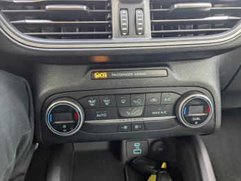 Photo 12 du bon plan FORD Focus 1.0 Flexifuel mHEV 125ch Titanium X Business occasion à 23800 €