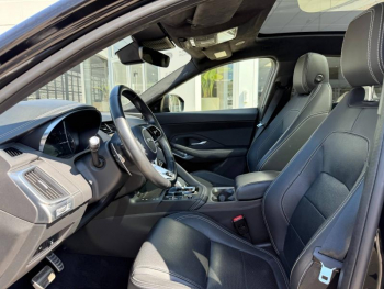Photo 14 du bon plan JAGUAR E-Pace P300e PHEV R-Dynamic S BVA AWD occasion à 41990 €
