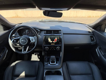 Photo 19 du bon plan JAGUAR E-Pace P300e PHEV R-Dynamic S BVA AWD occasion à 41990 €