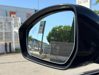 Photo 21 du bon plan JAGUAR E-Pace P300e PHEV R-Dynamic S BVA AWD occasion à 41990 €