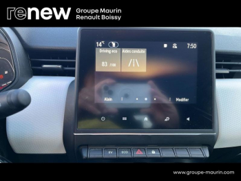 Photo 12 du bon plan RENAULT Clio 1.6 E-Tech hybride 145ch Evolution occasion à 18490 €