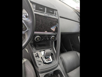Photo 16 du bon plan JAGUAR E-Pace P200 FlexFuel MHEV BVA AWD occasion à 32990 €