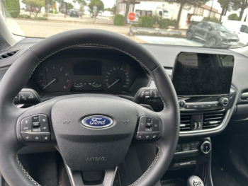 Photo 3 du bon plan FORD Puma 1.0 EcoBoost Hybrid 125ch Titanium Business S&S occasion à 21490 €