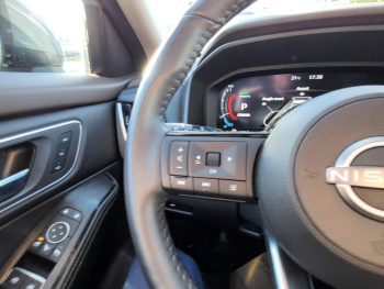 Photo 21 du bon plan NISSAN X-Trail e-Power 204ch Tekna occasion à 35990 €