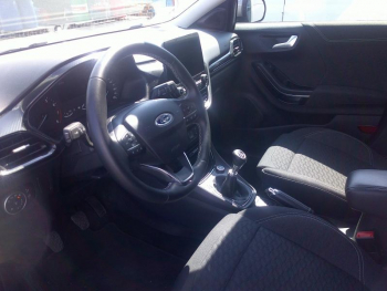 Photo 13 du bon plan FORD Puma 1.0 EcoBoost 125ch mHEV Titanium 6cv occasion à 17590 €