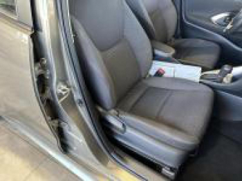 Photo 4 du bon plan TOYOTA Yaris 116h Dynamic Business 5p + Programme Beyond Zero Academy MY22 occasion à 19990 €