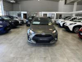 Photo 17 du bon plan TOYOTA Yaris 116h Dynamic Business 5p + Programme Beyond Zero Academy MY22 occasion à 19990 €