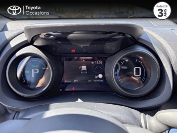 Photo 14 du bon plan TOYOTA Yaris 116h Design 5p MY22 occasion à 18990 €