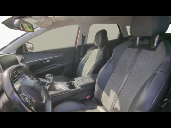 Photo 31 du bon plan PEUGEOT 3008 1.5 BlueHDi 130ch E6.c Allure S&S occasion à 16990 €