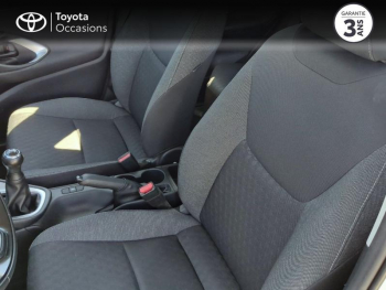Photo 11 du bon plan TOYOTA Yaris 70 VVT-i Dynamic 5p MY22 occasion à 13990 €