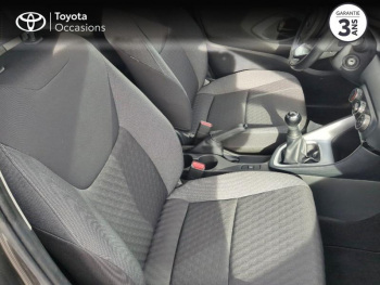 Photo 6 du bon plan TOYOTA Yaris 70 VVT-i Design 5p occasion à 14490 €