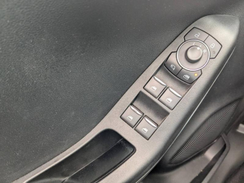 Photo 17 du bon plan FORD Puma 1.0 EcoBoost 125ch S&S mHEV ST-Line Powershift occasion à 20990 €