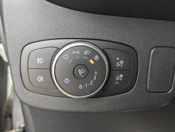 Photo 18 du bon plan FORD Puma 1.0 EcoBoost 125ch S&S mHEV ST-Line Powershift occasion à 20990 €