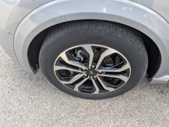 Photo 19 du bon plan FORD Puma 1.0 EcoBoost 125ch S&S mHEV ST-Line Powershift occasion à 20990 €