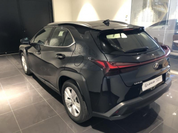 Photo 4 du bon plan LEXUS UX 250h Pack Business 2WD occasion à 23880 €